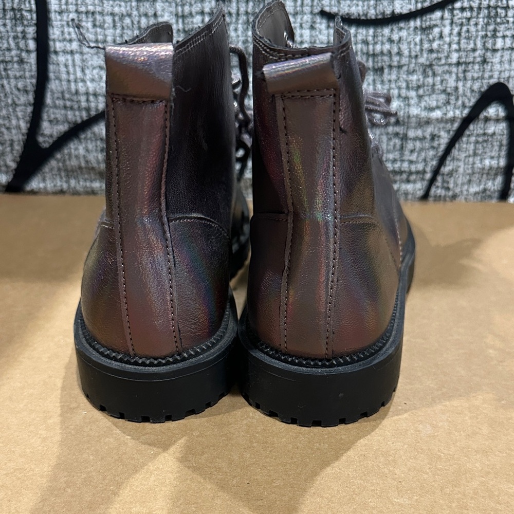 Old Navy Kids Iridescent Lace-Up Boots - Picture 3 of 6